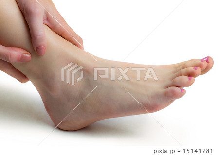 Woman with ankle injury 15141781