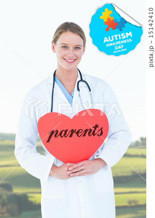 Parents against scenic landscape 15142410