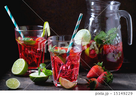 Strawberry lemonade 15149229