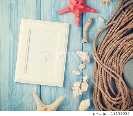 Sea vacation with blank photo frame, star fish Sea vacation with blank photo frame, star fish 15152052