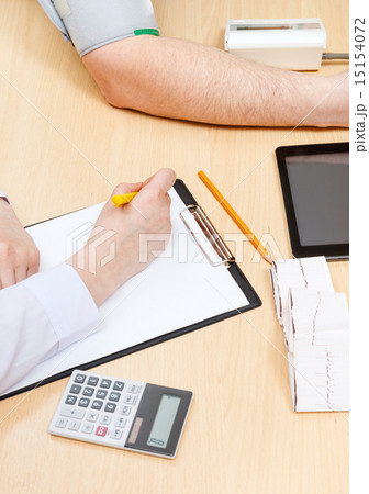 medic makes appointment medic makes appointment 15154072