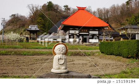 信州中野市常楽寺の春 信州中野市常楽寺の春 15159194