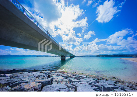 海を渡る橋 15165317