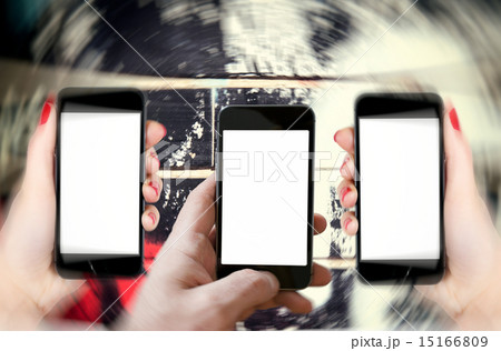 Blank screens on the phone 15166809