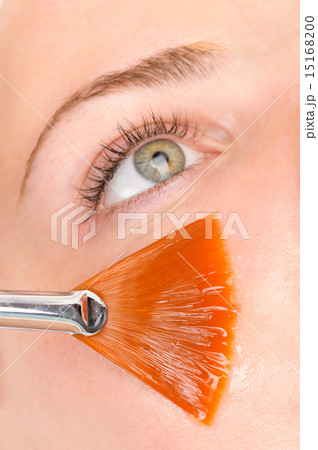 facial peeling mask applying facial peeling mask applying 15168200
