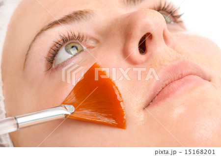 facial peeling mask applying facial peeling mask applying 15168201