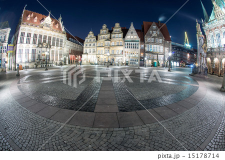 bremen old town night view bremen old town night view 15178714