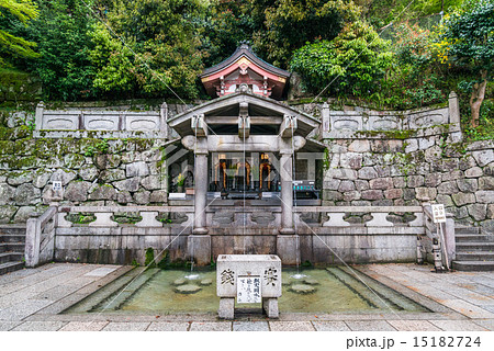 京都　清水寺　音羽の滝 15182724