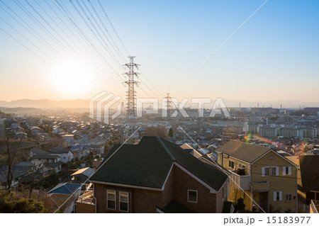 住宅街の夕暮れ 東京 日野市 の写真素材