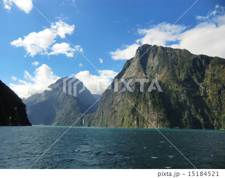 晴天のミルフォード・サウンド 15184521