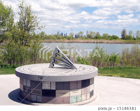 Toronto Lake sun-dial 2008 Toronto Lake sun-dial 2008 15186381