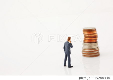 コインとビジネスマン 15200430