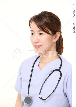 にっこりする女医 にっこりする女医 15202593