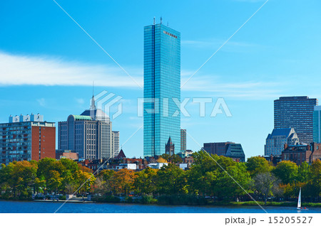 Boston and Charles river view from Harvard Bridge 15205527