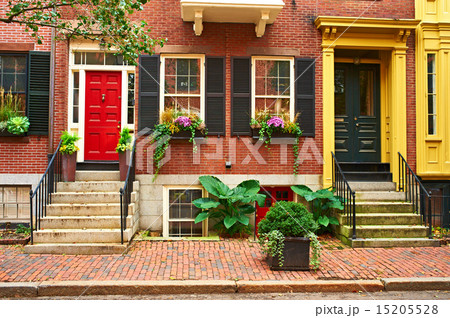 Street at Beacon Hill neighborhood, Boston 15205528