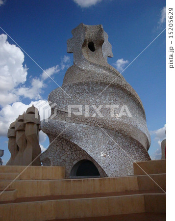 カサミラ 15205629