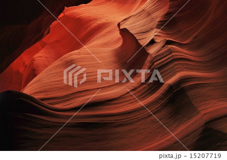 アンテロープ・キャニオンの曲線美 アンテロープ・キャニオンの曲線美 15207719