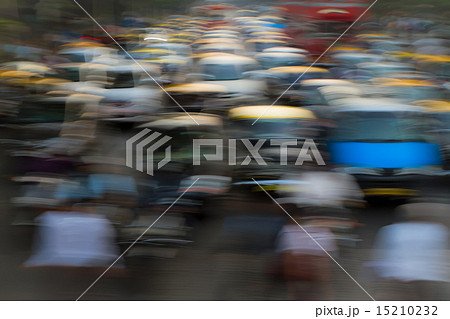 Traffic jam in Mumbai 15210232