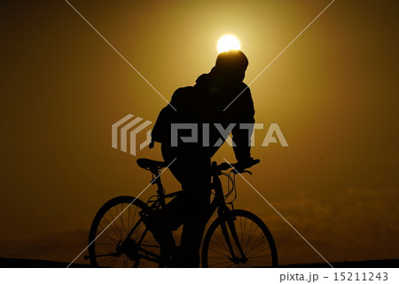 早朝サイクリング 15211243