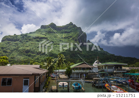 ボラボラ島 15211751