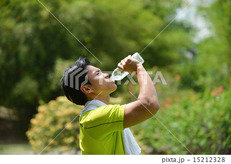 Sport man exercise and jogging in the green park. Sport man exercise and jogging in the green park. 15212328