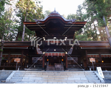 諏訪大社　下社秋宮　拝幣殿 15215947