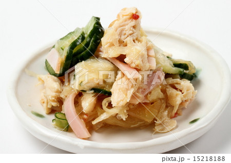 ササミときゅうりの和え物 ササミときゅうりの和え物 15218188