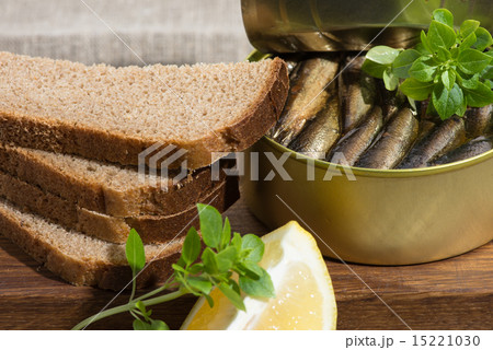sprats in a tin and coarse rye bread sprats in a tin and coarse rye bread 15221030