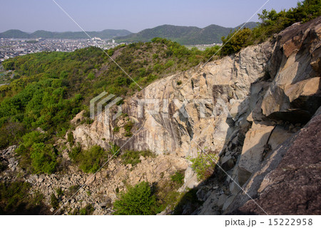 高御位山 切り立った崖の写真素材