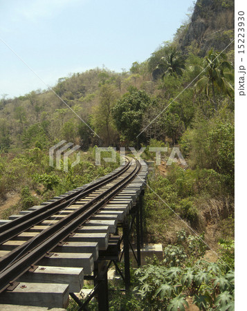ナムトクへ続く線路 ナムトクへ続く線路 15223930