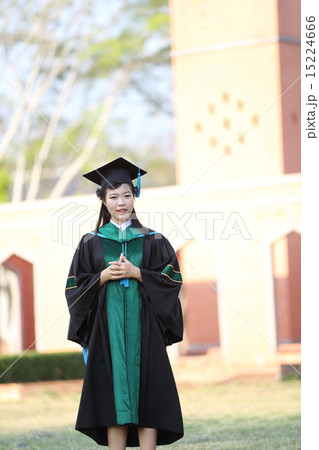 The girl in Graduation day The girl in Graduation day 15224666
