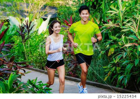 Couple Working out in the Singapore Park Couple Working out in the Singapore Park 15225434