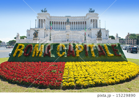 Italy. Rome. Piazza della Republica. Italy. Rome. Piazza della Republica. 15229890
