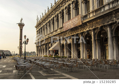 Dawn in San Marco Square 15230285