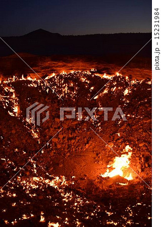 トルクメニスタン　地獄の門 15231984