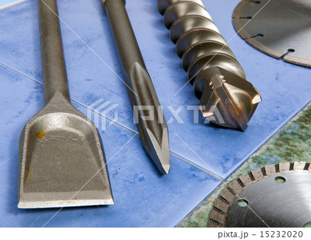 Nozzle for the puncher and a grinding disk 15232020