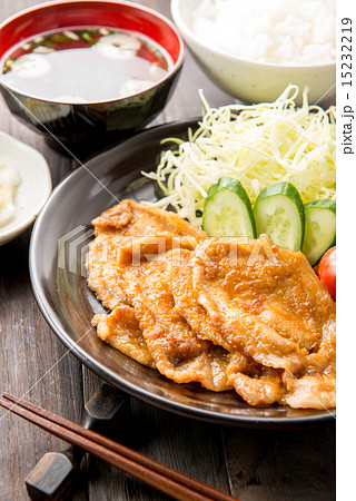 豚の生姜焼き 15232219