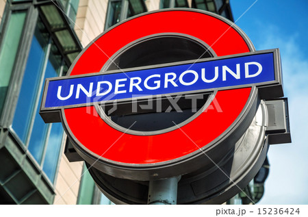 London underground sign 15236424