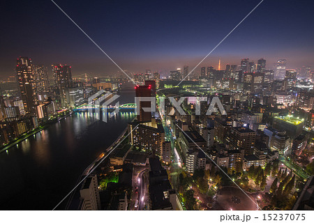 Tokyo night scene, panoramic view 15237075