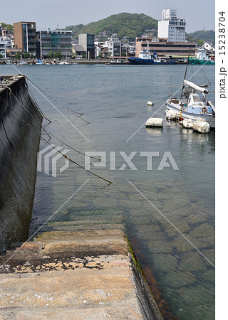 尾道　尾道渡船　海　空　島　船　緑　青　向島 15238704