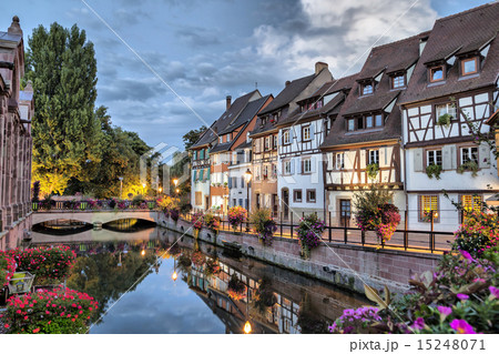 Traditional french houses on the side of river Traditional french houses on the side of river 15248071
