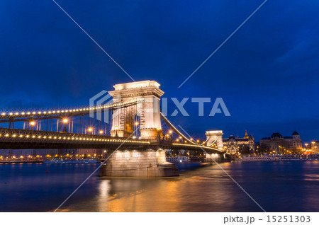 夜の鎖橋2 夜の鎖橋2 15251303