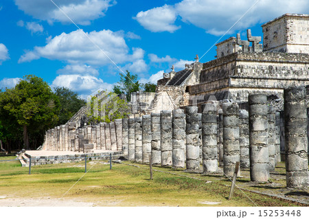 Chichen Itza feathered serpent pyramid 15253448