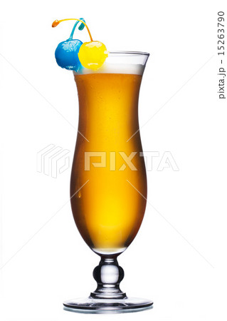 Alcoholic cocktail 15263790