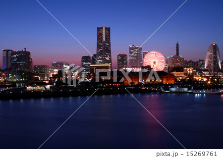 横浜　みなとみらい夜景 15269761