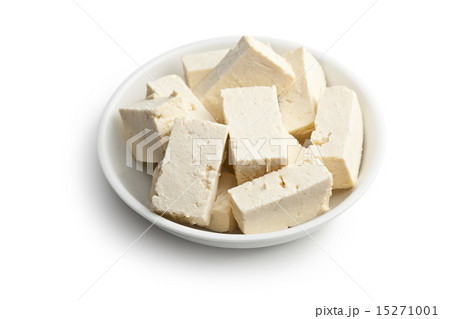tofu in ceramic bowl 15271001