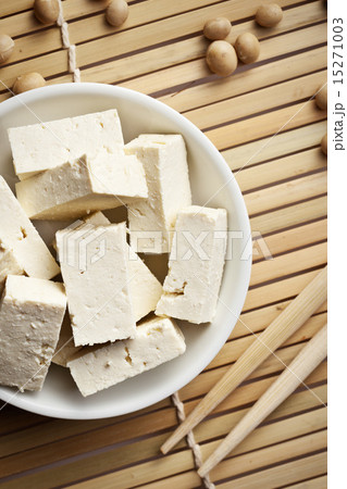 tofu and soy beans tofu and soy beans 15271003