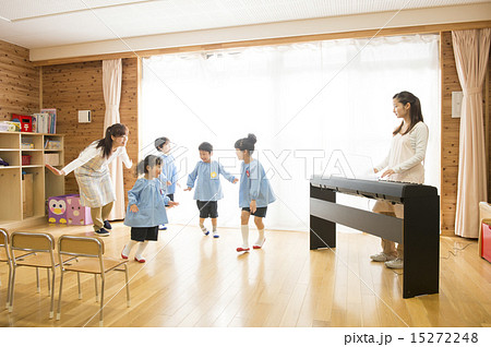 幼稚園 15272248