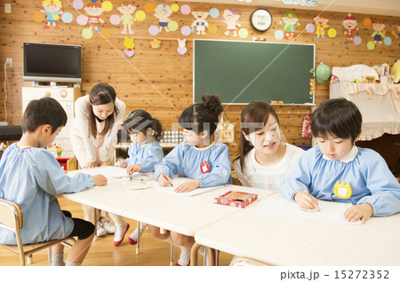 幼稚園 幼稚園 15272352