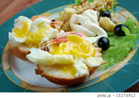 Eggs Neptune 15273912